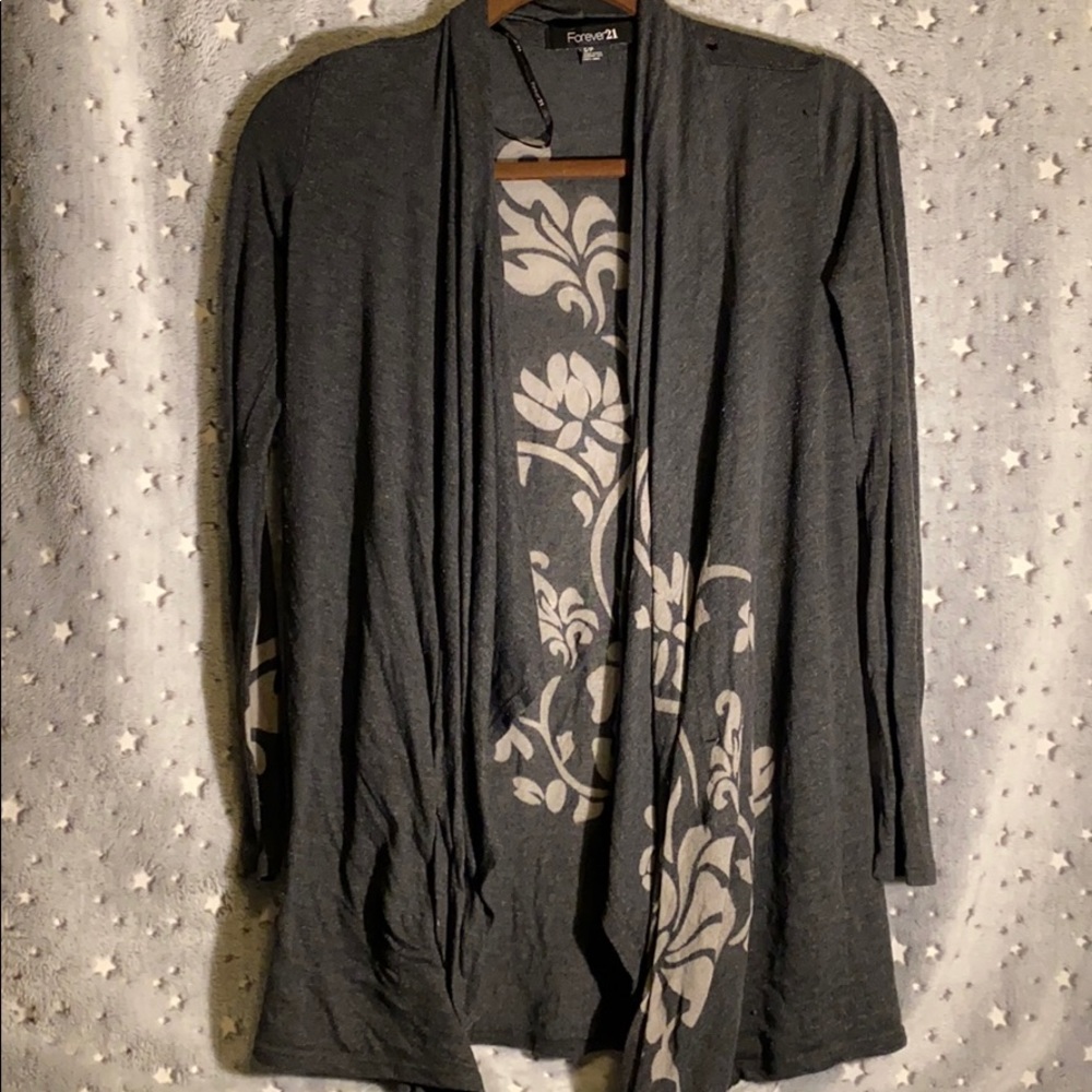 🌱Forever 21 Cardigan 🌱